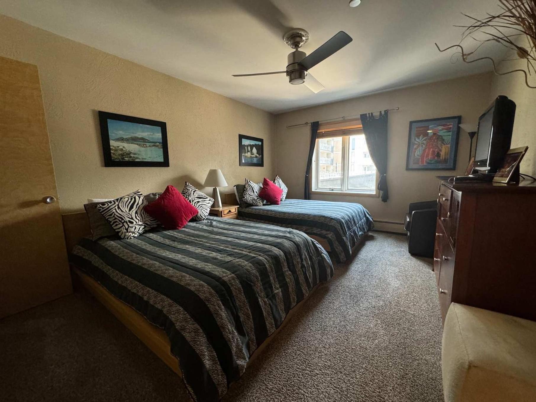 Best Location In The Heart Of Lions Head, Ski Lockers, Jacuzzi And Pool Vail Exterior foto